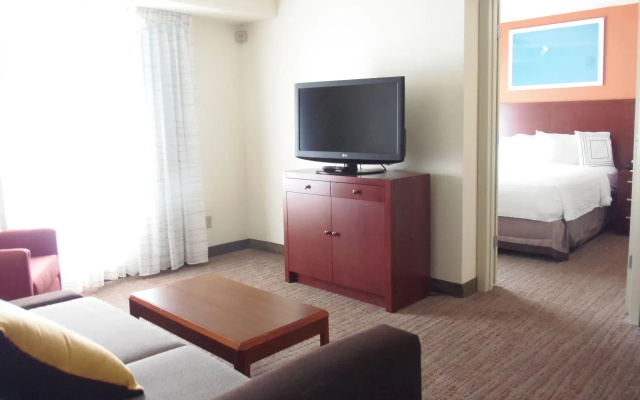 photo 4 of Residence Inn by Marriott Indianapolis Airport