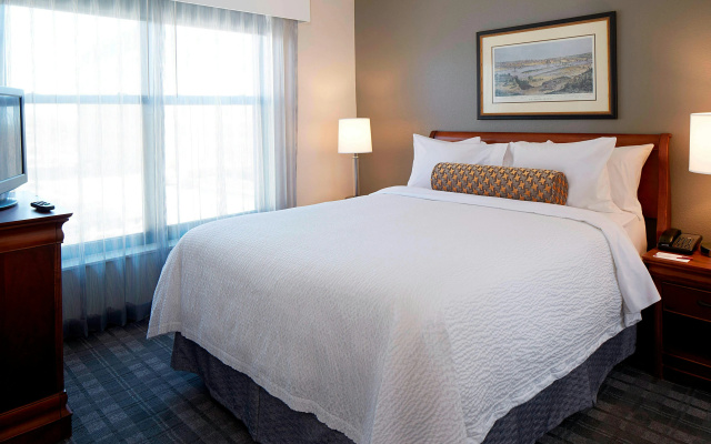 photo 3 of Residence Inn Minneapolis Downtown at The Depot by Marriott