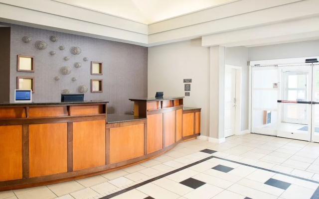 photo 2 of Residence Inn Roanoke Airport