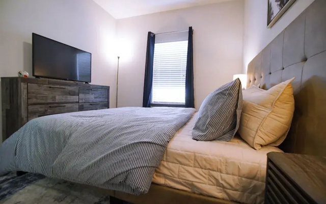 photo 3 of Resort Style Apartment near NRG Stadium