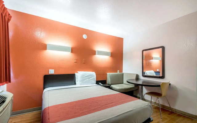 photo 4 of Rest Inn