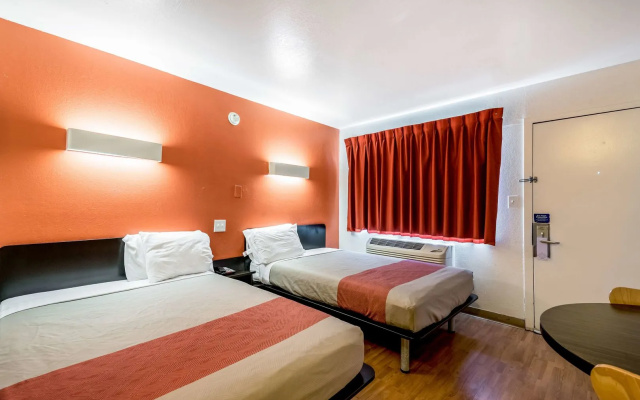 photo 5 of Rest Inn