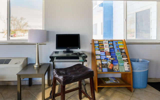 photo 4 of SureStay Hotel by Best Western Wells