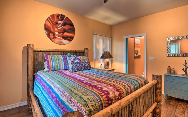 photo 4 of Shared Backyard & Hot Tub: Restful Mesa Retreat!