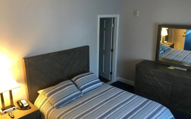photo 2 of Rhea's Inn By The Sea