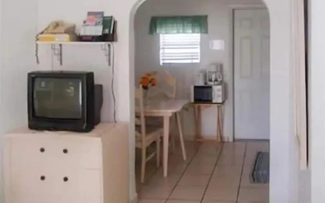 photo 3 of Richard's Motel Extended Stay