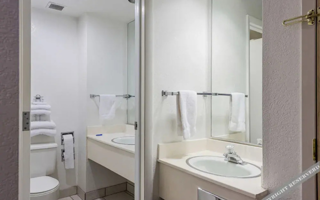 photo 2 of Richfield Travelodge