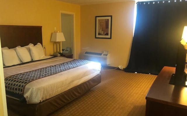 photo 5 of Richmond Suites