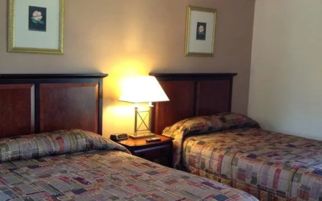 photo 2 of Ridge Top Motel and Campground