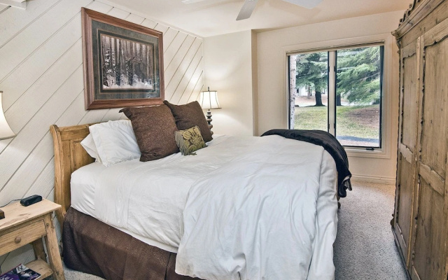 photo 2 of Ridgepoint Townhome 185