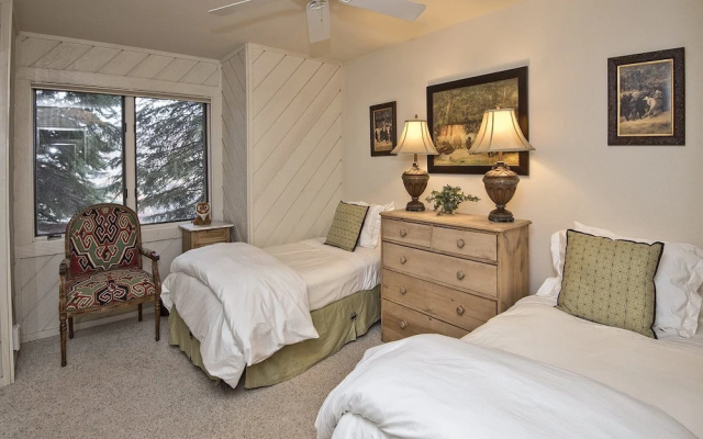 photo 3 of Ridgepoint Townhome 185