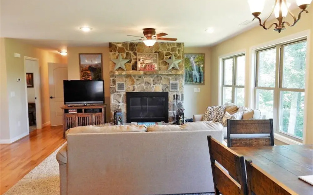 photo 2 of Ridgetop Landing - Carolina Properties Vacation Rentals