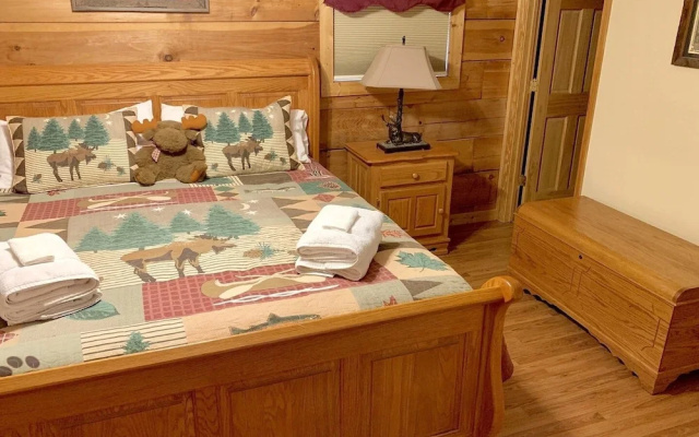 photo 3 of Ridgeview Lodge - 3 Br Home