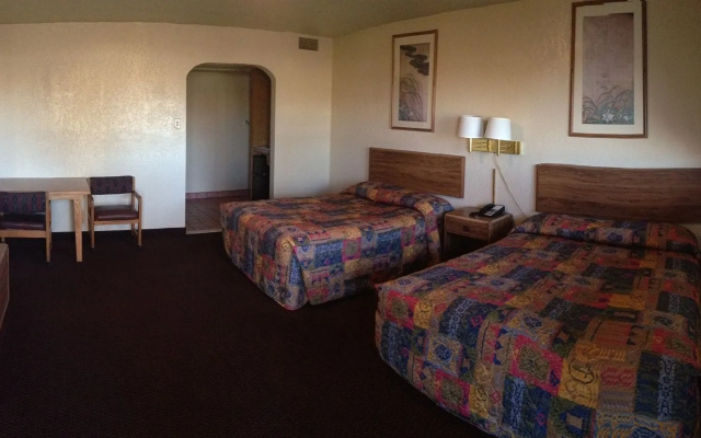 photo 5 of Travelodge by Wyndham Farmington Hwy 64