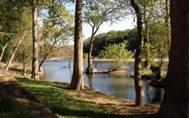 photo 5 of Rio Cancion on the Guadalupe - Cabin #2
