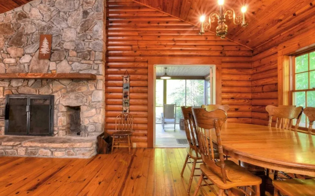 photo 4 of Rippling Waters Lodge 3 Bedroom Cabin by RedAwning