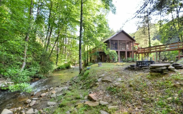photo 5 of Rippling Waters Lodge 3 Bedroom Cabin by RedAwning
