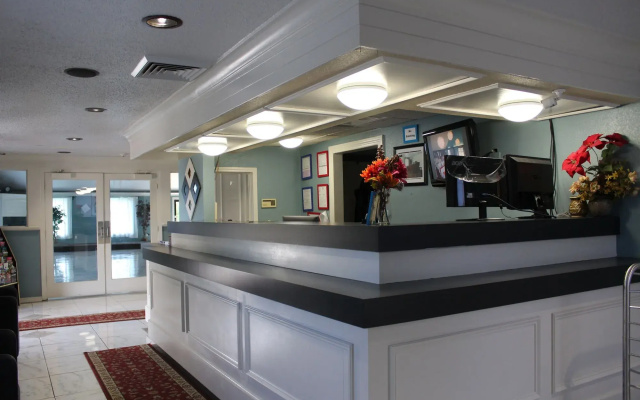 photo 2 of Araamda Inn Norcross