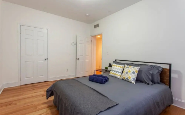 photo 4 of Rittenhouse Retreat - 3 Bedroom Apt in City Center