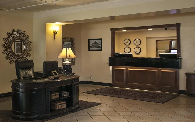 photo 2 of The Wayfarer Downtown LA, Tapestry Collection by Hilton
