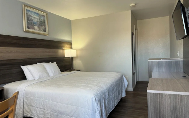 photo 2 of Ritz Motel