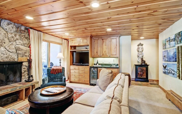 photo 3 of Riva Ridge 3Br C620