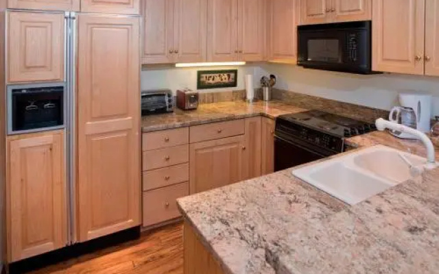 photo 3 of Riva Ridge 3Br C645