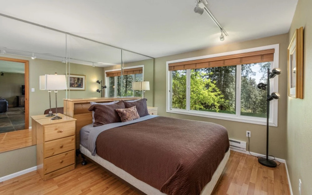 photo 4 of River Heights Home 3 Bedroom Cabin by RedAwning