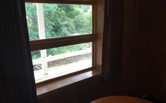 photo 5 of River Point Lodge