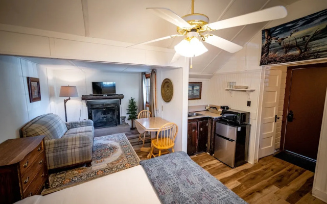 photo 3 of River Ridge Cottages