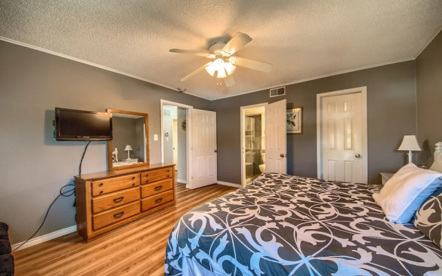 photo 4 of Sweet Retreat RRC A203 2 Bedroom Condo by RedAwning