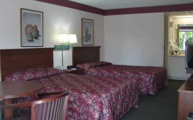 photo 3 of River Side Inn New Port Richey