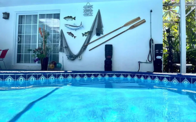 photo 4 of RIVER to BEACH 3 R 2 B Family and Pet Heated pool Airport Downtown Beach K2