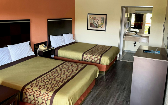 photo 5 of Rivera Inn & Suites Motel Pico Rivera