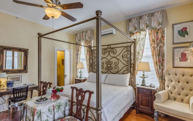 photo 4 of Riverdale Inn