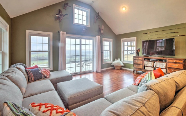 photo 2 of Riverfront Arkansas Retreat Near Fishing & Hiking!