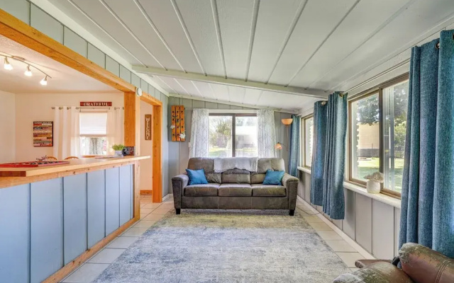 photo 5 of Riverfront Dixon, Illinois, Vacation Rental!