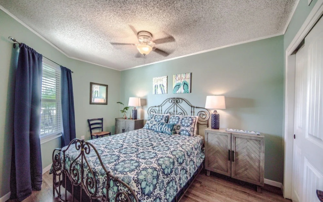 photo 3 of Riverpalooza       Rrc A305 2 Bedroom Condo by RedAwning
