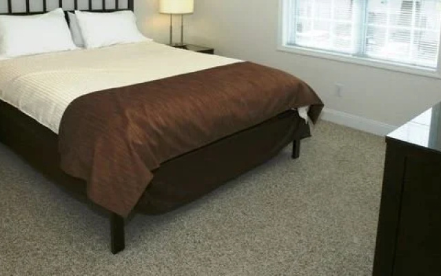 photo 3 of River's Edge Apartments