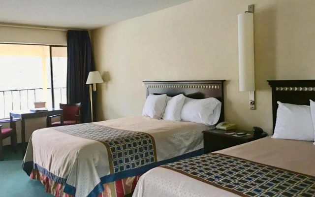 photo 5 of River's Edge Lodge