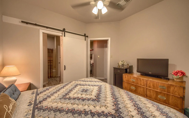 photo 5 of Riverside Condo SS 4B