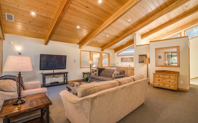 photo 4 of Riverside Lodge
