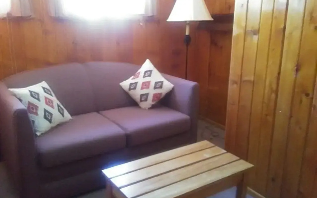 photo 3 of Riverside Lodge & Retreat