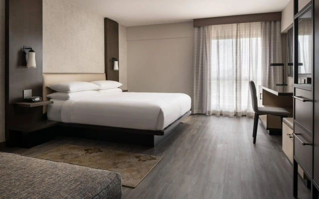 photo 5 of Marriott Riverside at the Convention Center
