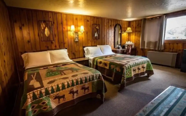 photo 2 of The Riverside Motel