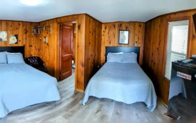 photo 5 of Riverside Motel
