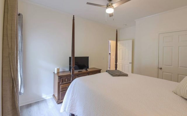 photo 5 of Riverside Ranch by Avantstay Mins to Downtown