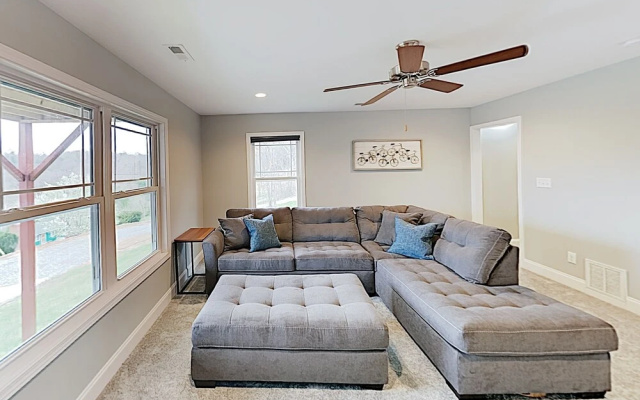 photo 2 of River-view Deck & Hot Tub! Minutes To Downtown 3 Bedroom Home
