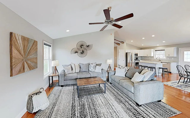 photo 4 of River-view Deck & Hot Tub! Minutes To Downtown 3 Bedroom Home