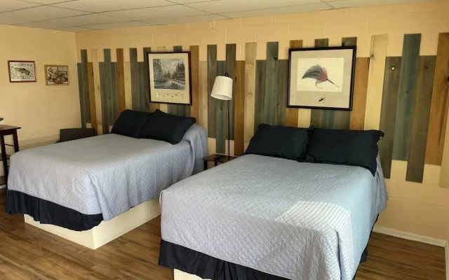 photo 5 of Riverview Inn
